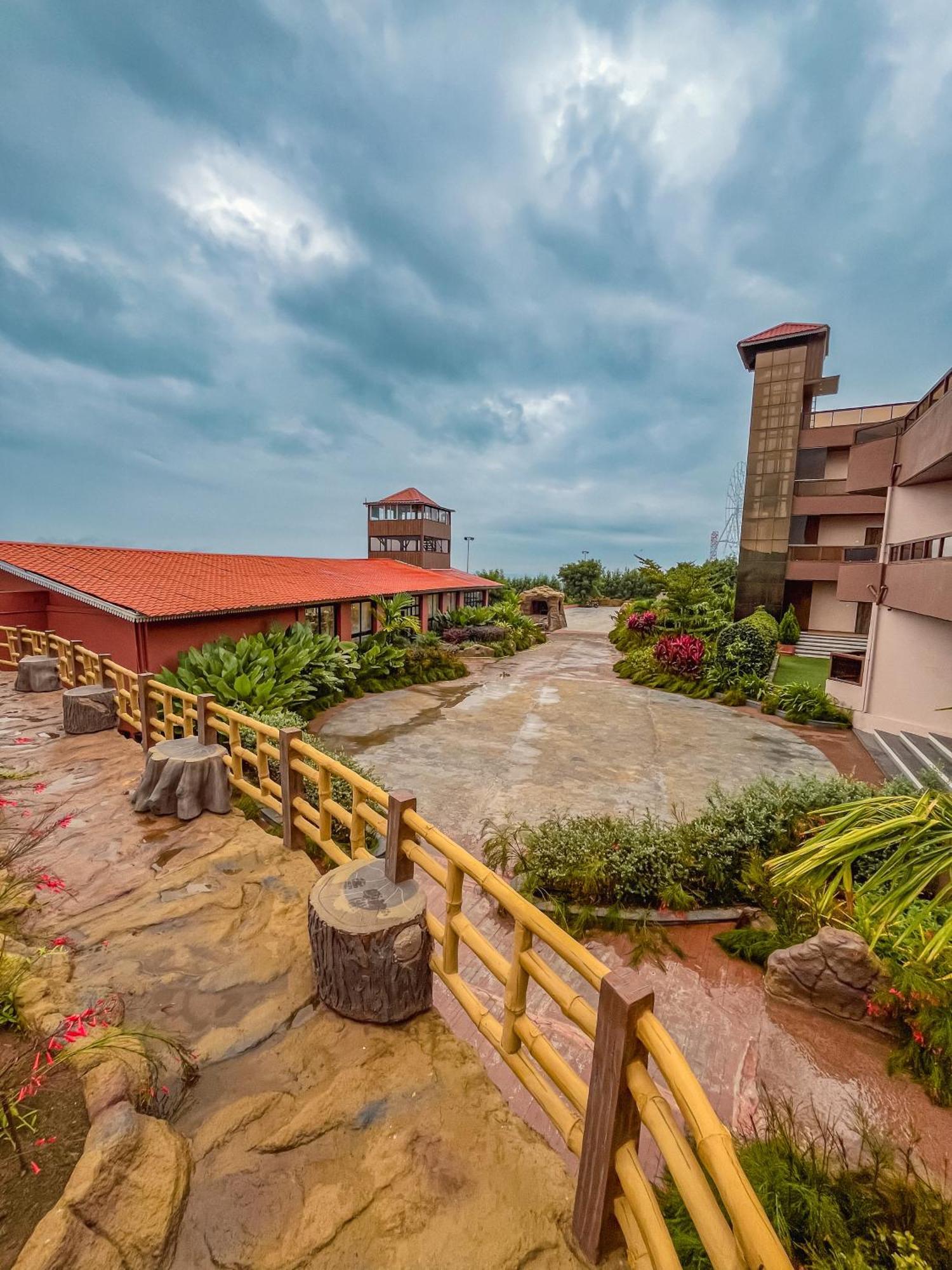 Regenta Bharti Amusement & Adventure Resort Pune, Urulikanchan Uruli Kanchan ภายนอก รูปภาพ